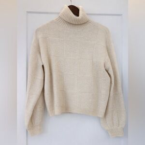 RVCA Cream Checkered Knit Turtleneck Sweater Women’s XS Cropped Cozy Pullover